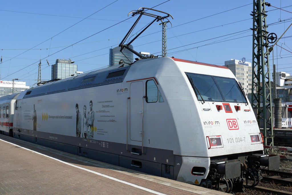 101 034-7 in Dortmund 18.4.2010  