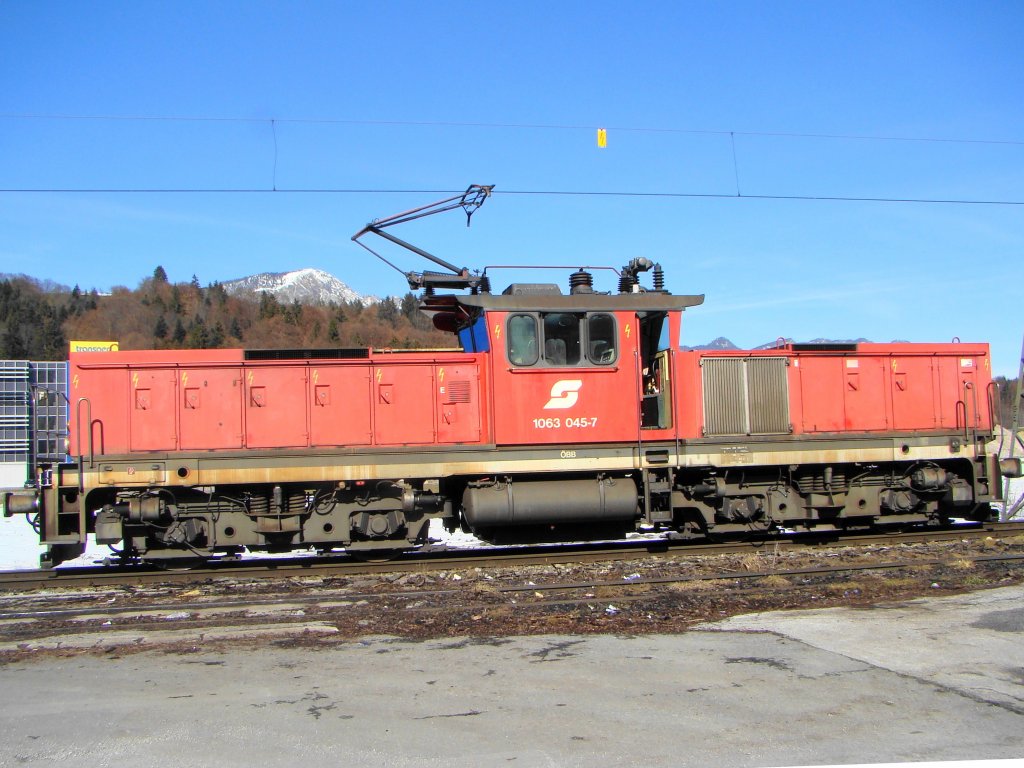 1063.045-7 in Wörgl Terminal.26.02.2010 (automatically translated, Powered by Google) 