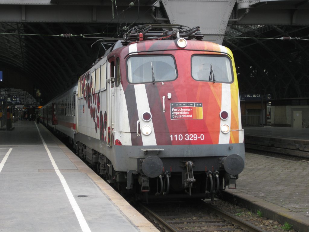 110 329-0 fuhr mit dem IC 1848 Kyffh�user �ber Nordhausen