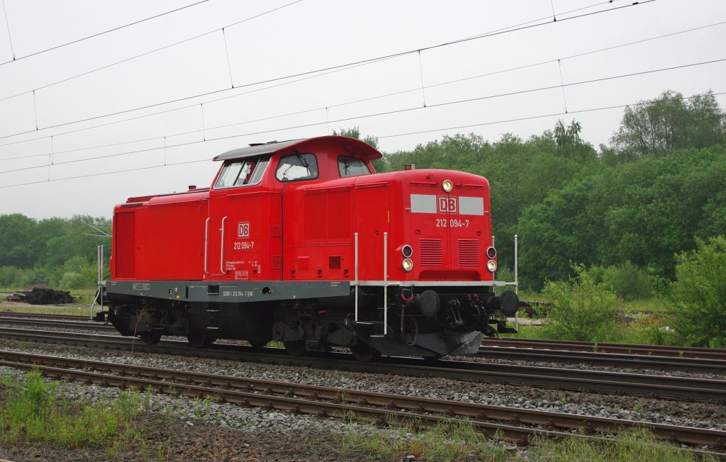 121 094-7 rauscht Lz durch Eschwege West in Richtung Sden. Aufgenommen am 28.05.2010.