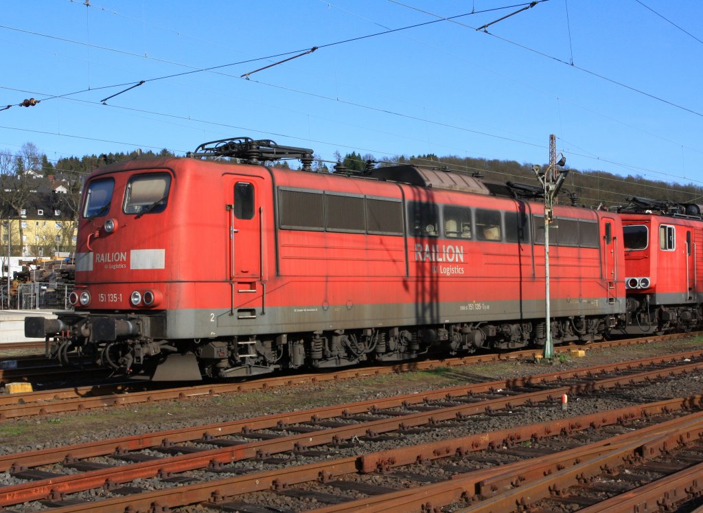 151 135-1 der RAILION Logistics abgestellt am 02.04.2011 in Kreuztal.