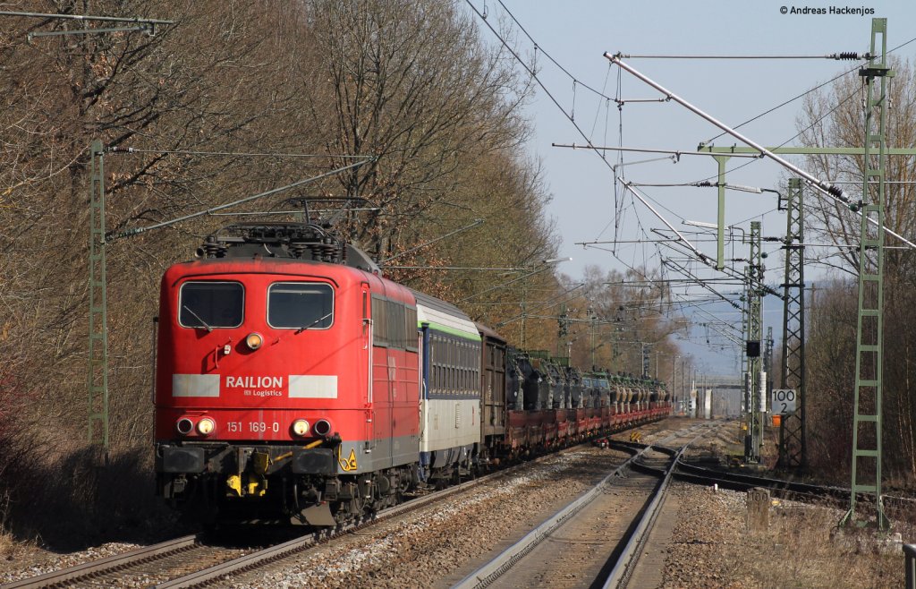 151 169-0 mit dem M 62880 (Immendingen-Hausbergen) Durchfahrt Donaueschingen 23.3.11