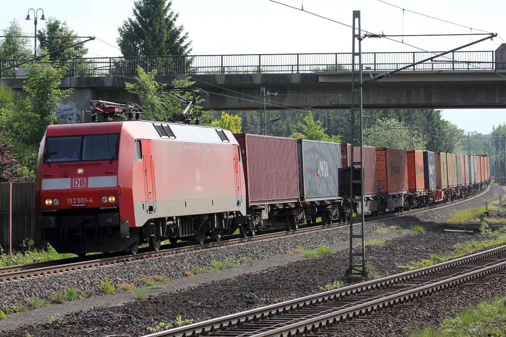 152 001-4 in Rotenburg(Wmme) 31.5.2013