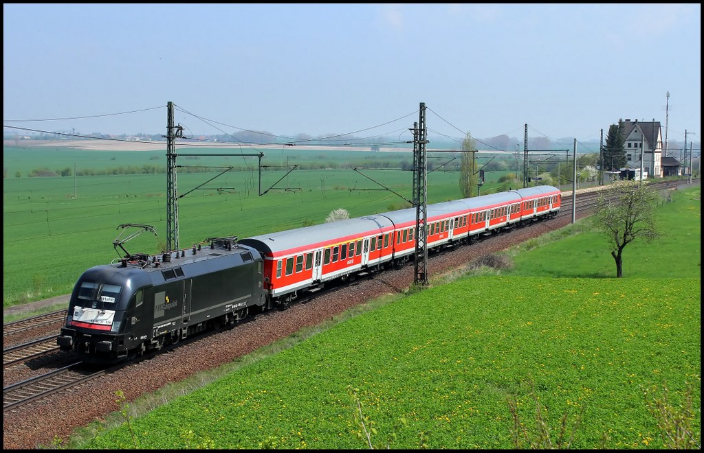 182 528 mit RB nach Halle (Saale) am 05.05.13 in Seebergen