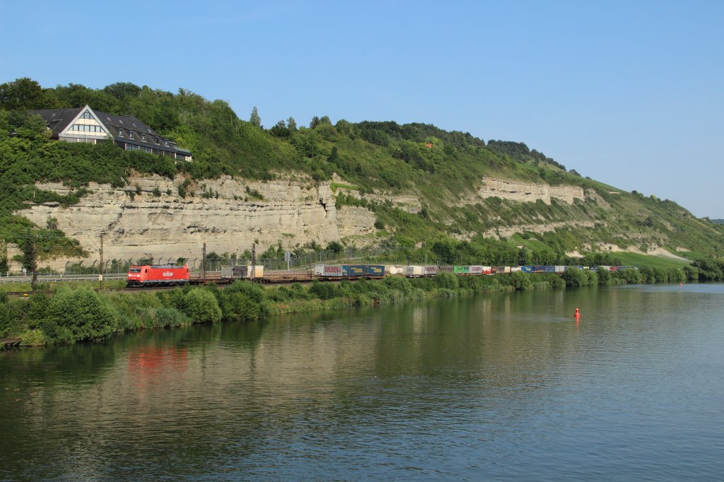 185 191-4 mit einem KLV Zug in Retzbach-Zellingen am 24.07.20122