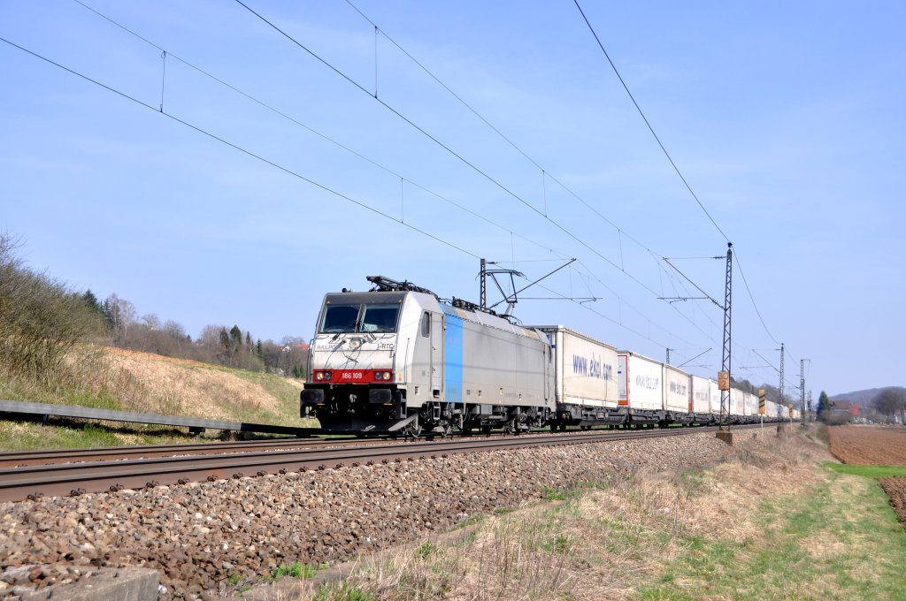 186 109 von Railpool fr Lokomotion unterwegs ist mit dem Ekol auf der fahrt nach Worms.Aufgenommen bei Ebersbach/Fils am 28.3.2012