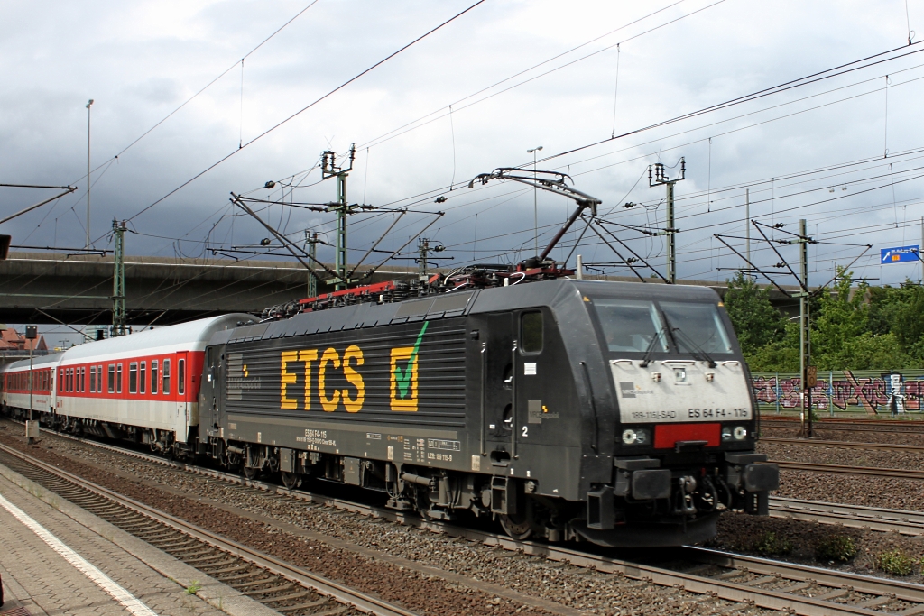 189 115  ETCS  durchfhrt mit einem Autozug HH-Harburg. (20.07.12)