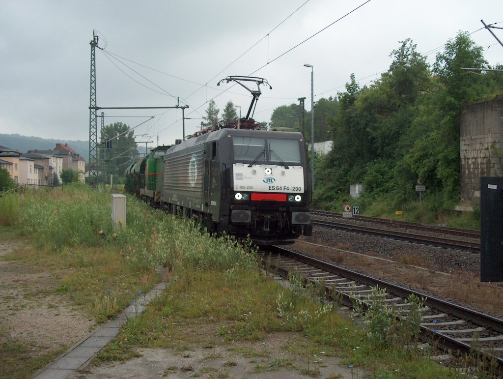 189 200 der ITL und 293.01 mit einen langen Gz in Bad Ksen 25.06.2009