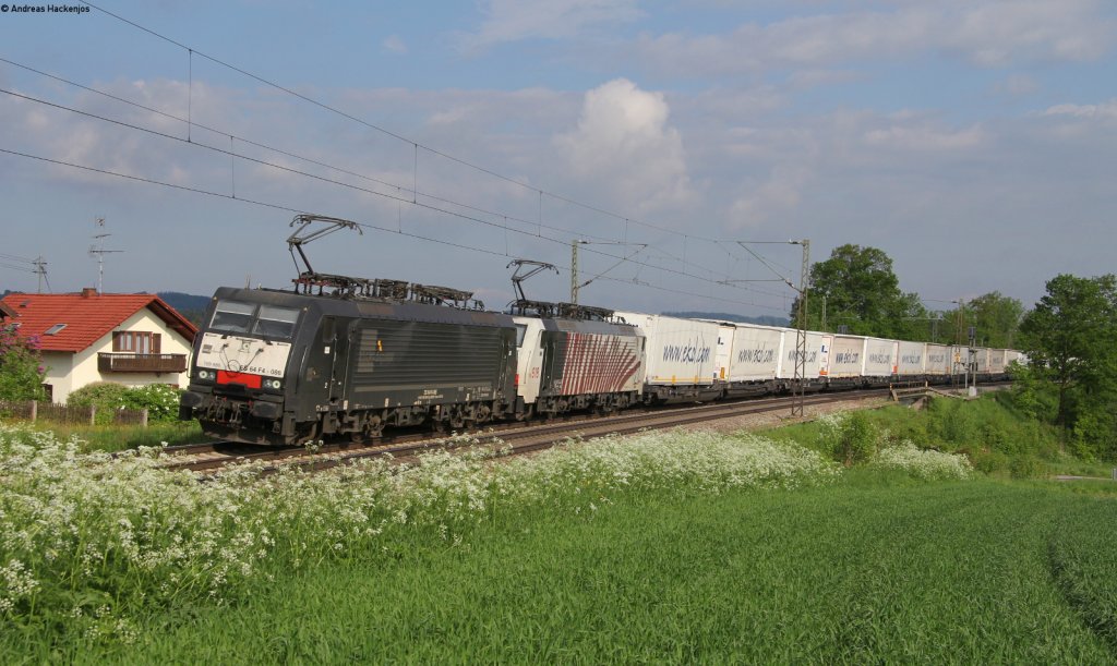 189 986-3 und 189 918-6 mit einem EKol KV Zug bei Weiching 18.5.13