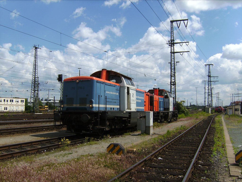 212 270 und 214 001 in Nrnberg Hbf am 02.06.2009