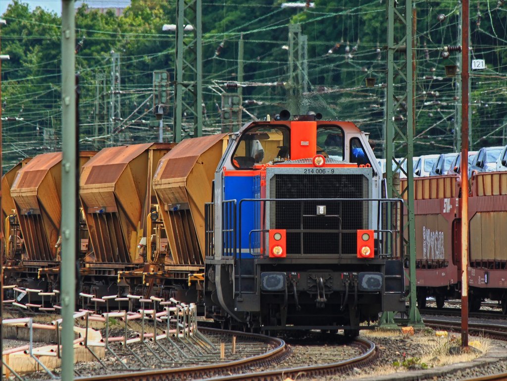 214 006-9 der Nordbayerische Eisenbahn mit einem Bauzug am 14.07.2012 in Aachen West.