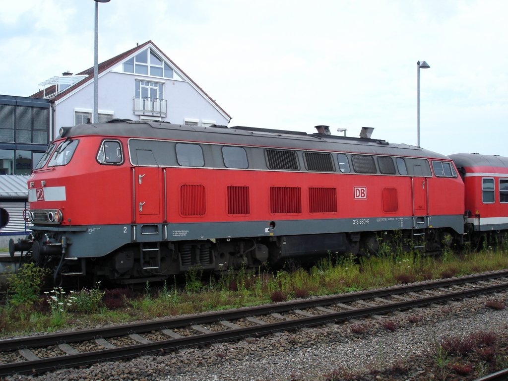 218 360-6 im Bf.Illertissen,am 11.7.2005  