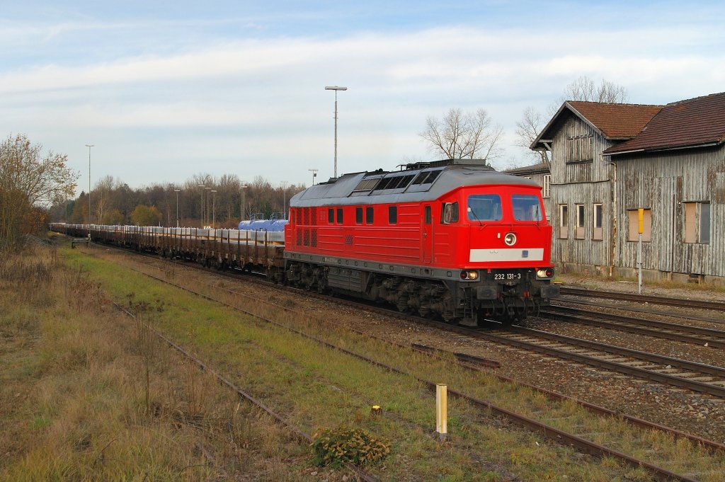 232 131 mit Alu-Zug in Aulendorf (09.11.2012)