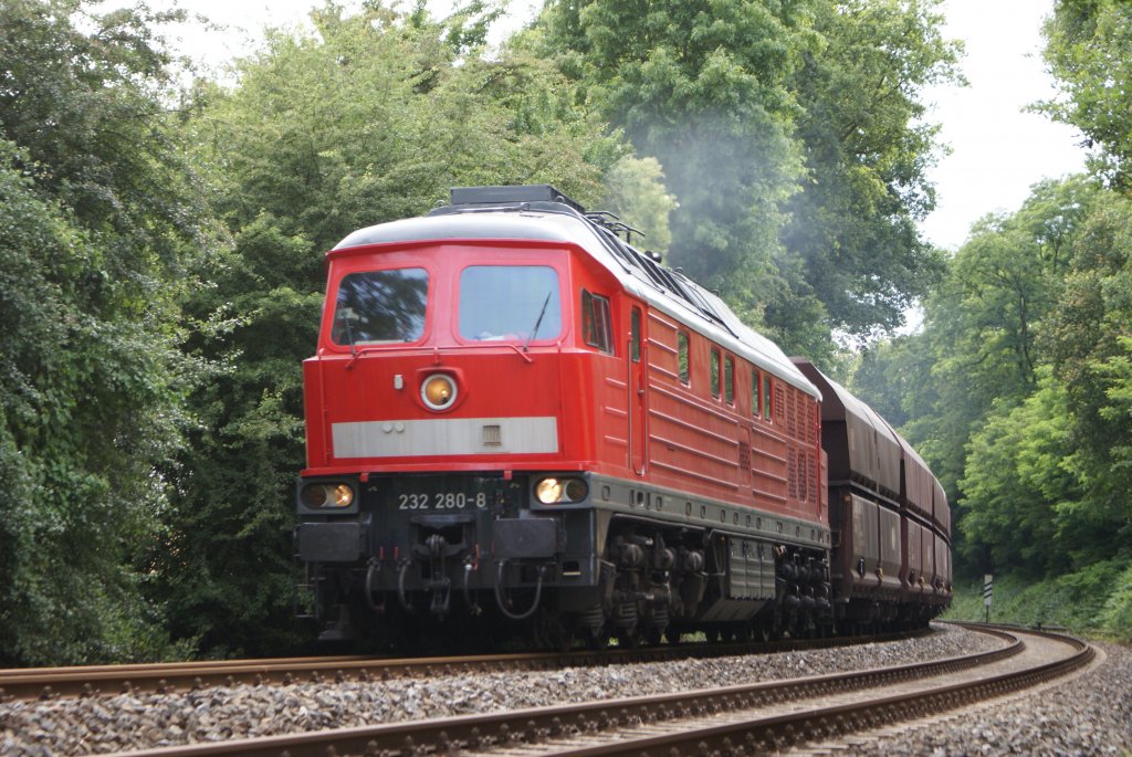 232 280-8 mit Kalkzug zwischen Erkrath und Gerresheim am 22.06.09