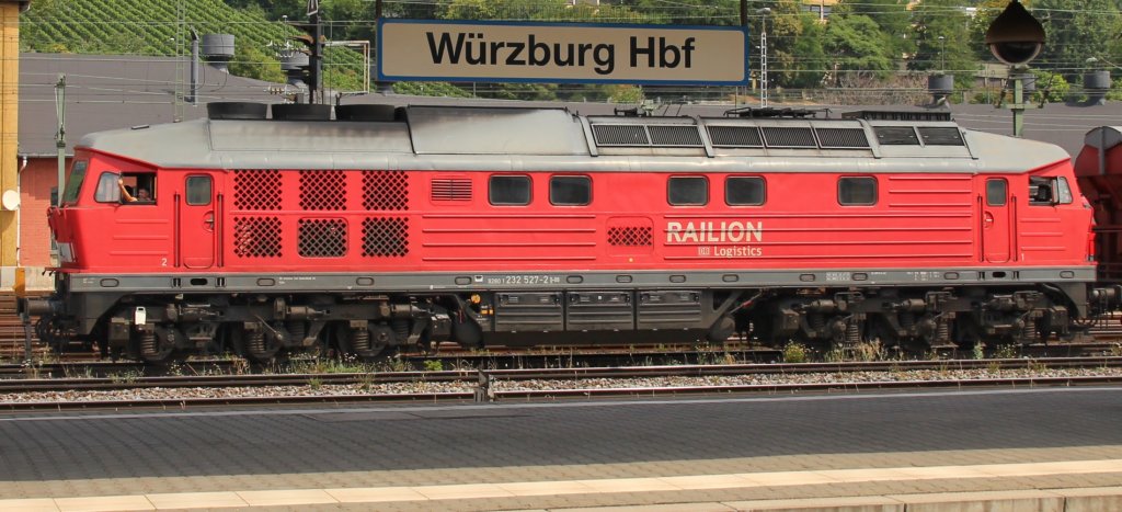 24.7.2013 Wrzburg Hbf. 232 527 nordwrts.