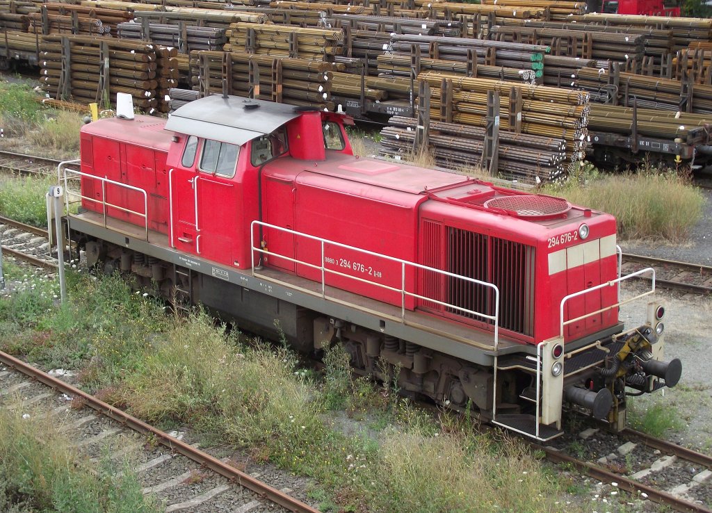 294 676-2 steht am 31. Juli 2011 im Schweinfurter Gbf abgestellt.