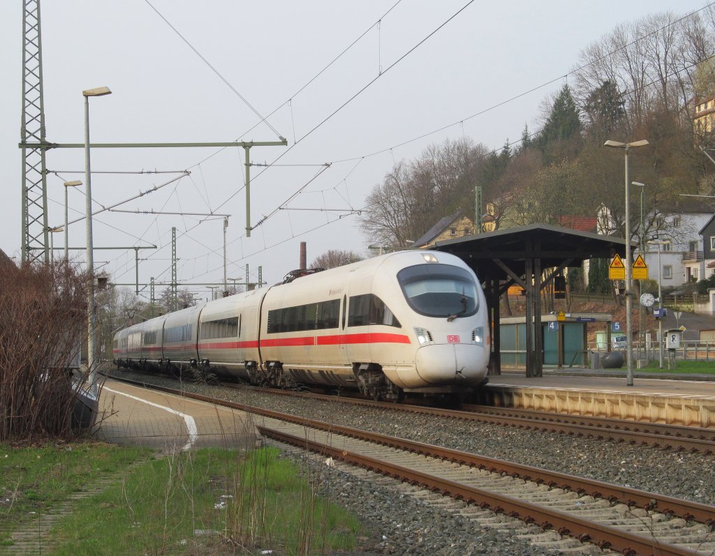 411 062  Vaihingen an der Enz  durchfhrt am 21. April 2013 als LPFT 78874 nach Leipzig Hbf den Bahnhof Kronach.