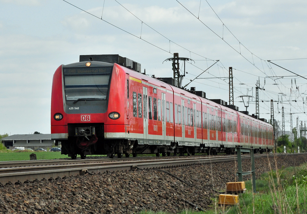 425 540 RB48 nach Wuppertal zwischen Bonn und Brhl - 15.04.2011