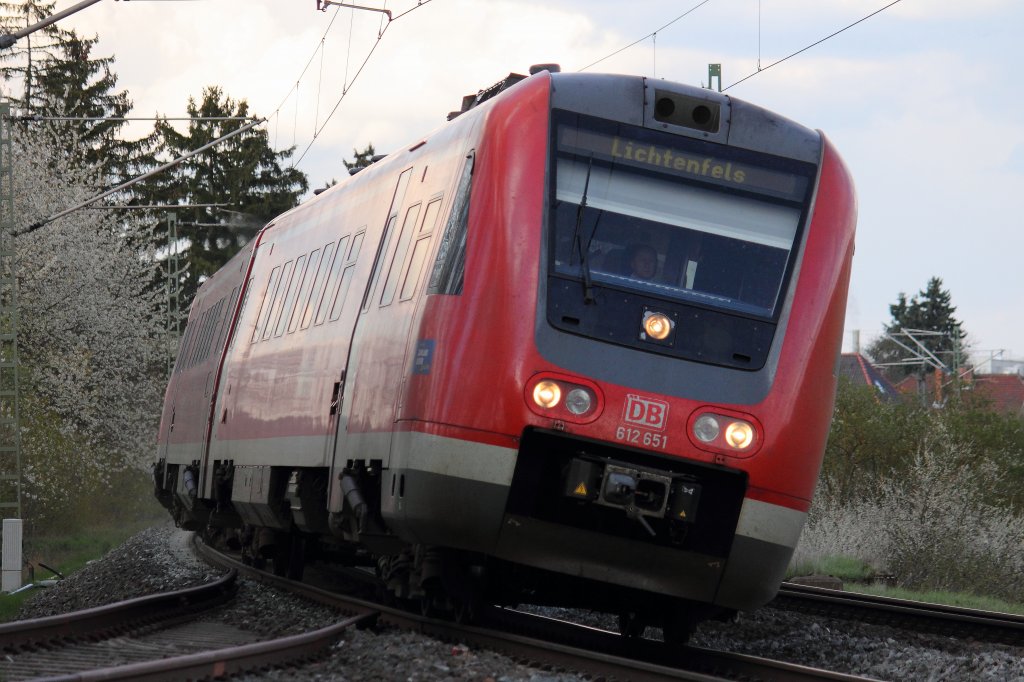 612 651 DB Regio bei Redwitz auf dem Weg nach Lichtenfels am 29.04.2012
