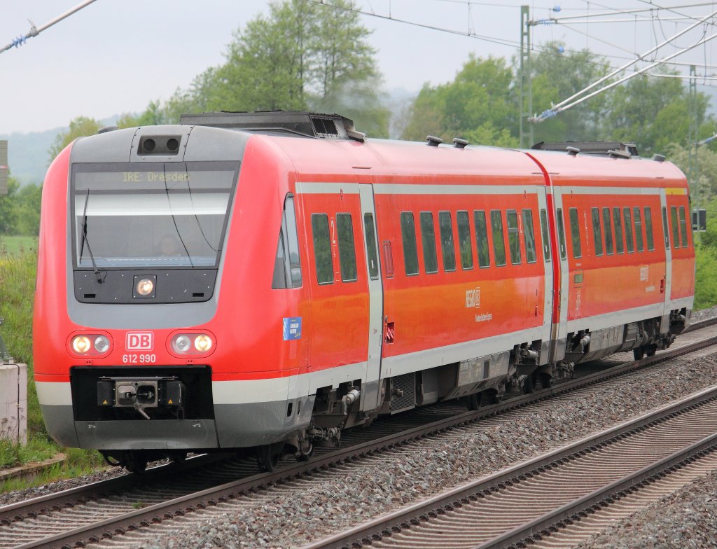 612 990 DB IRE  Franken-Sachsen-Express  auf dem Weg nach Dresden bei Staffelstein am 06.05.2012.