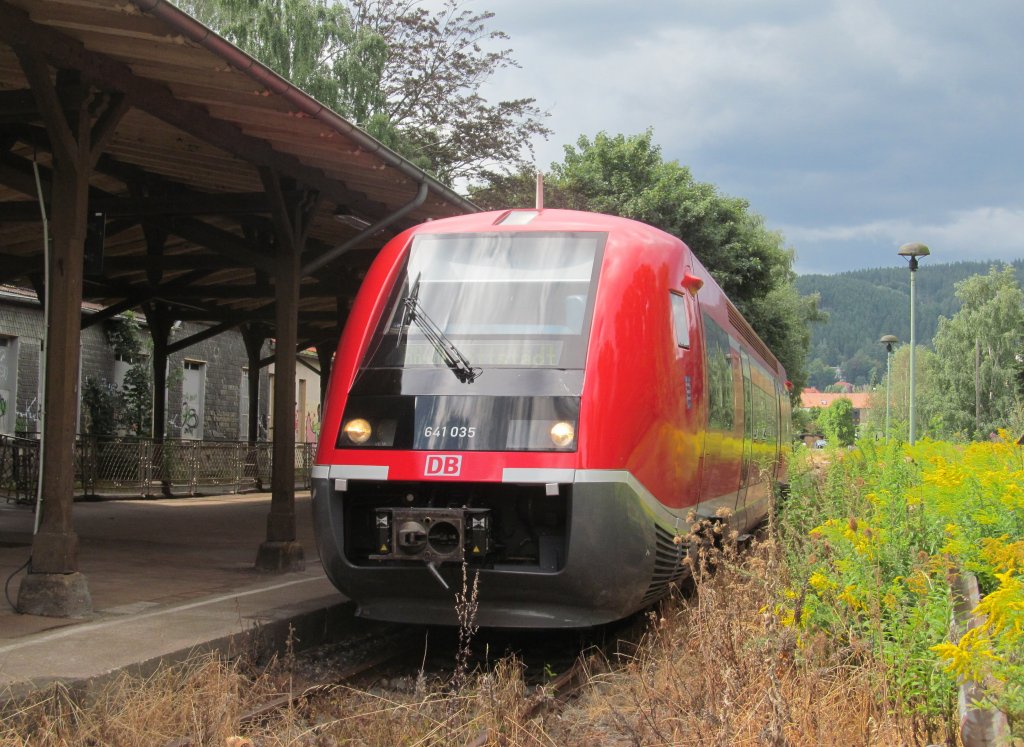 641 035 hat am 12. August 2013 gerade als RB aus Frttstdt den Endbahnhof Friedrichroda erreicht.