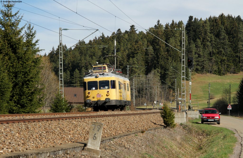 701 165-3 als Mess Nbz 93824 (Offenburg-Singen (Htw) im Groppertal 10.4.12