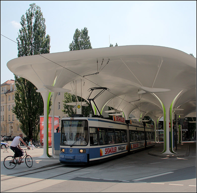 Am 12.12.2009 ging in M�nchen eine Stra�enbahnneubaustrecke in Betrieb. Diese