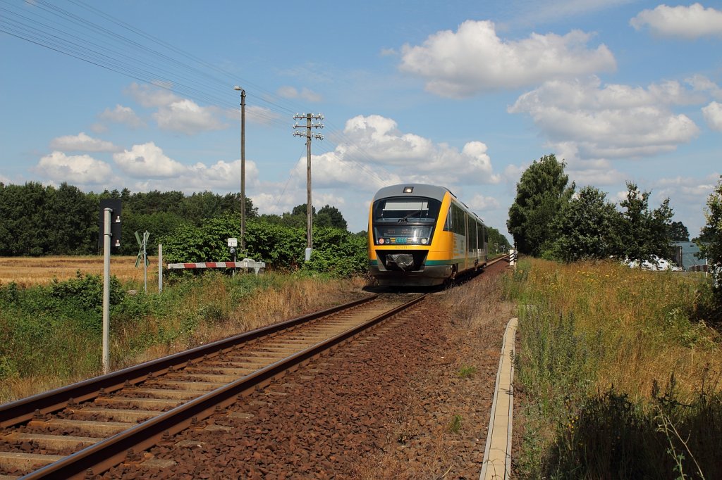 Am 13.07.13 war 642 413 der ODEG wie so oft zwischen Cottbus und Zittau unterwegs und wurde beim letzten Rufschranken-Bahnbergang der KBS 220 bei Spree fotografiert.