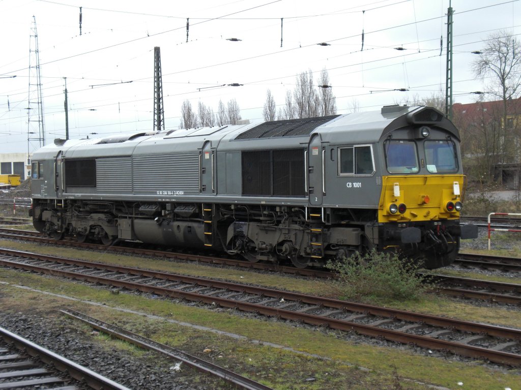 Am 28. Mrz 2009 steht 1266 106-4 abgestellt in Krefeld Hbf.