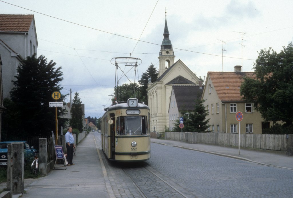 Augsburg VGA SL 2 (GT5 552) Gggingen, Wellenburger Strasse am 25. Juni 1980.