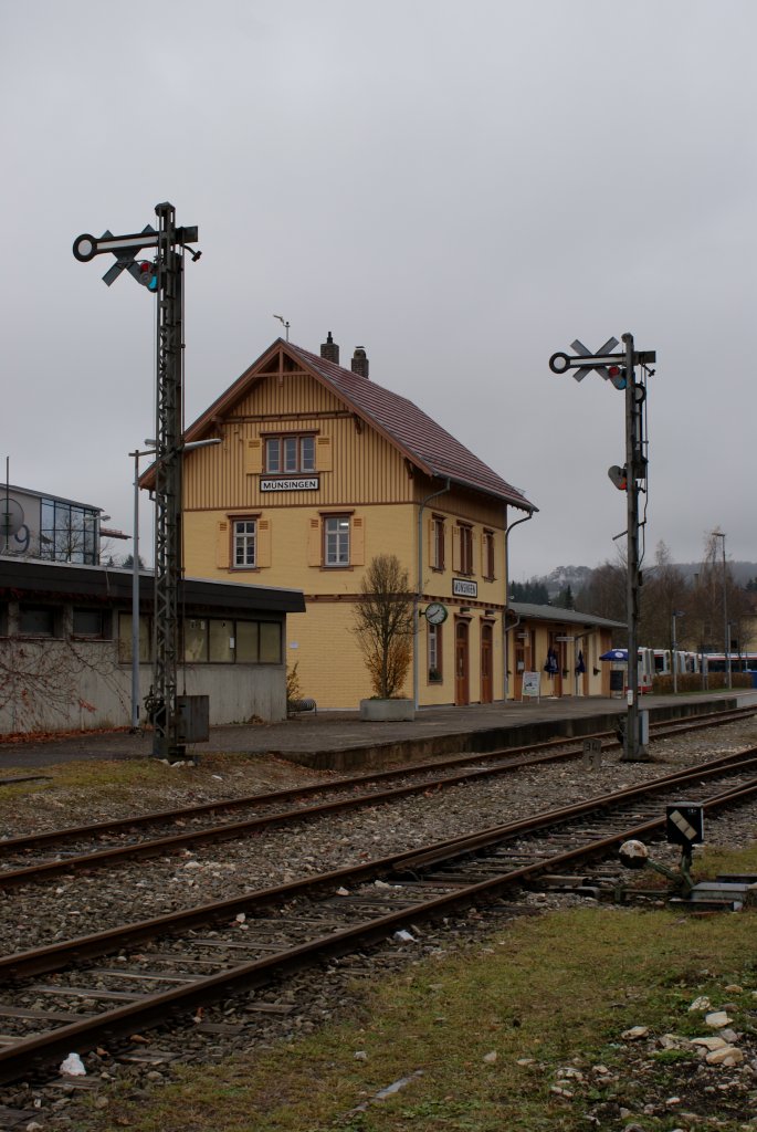 Münsingen station on 08.11.2009 (automatically translated, Powered by Google) 