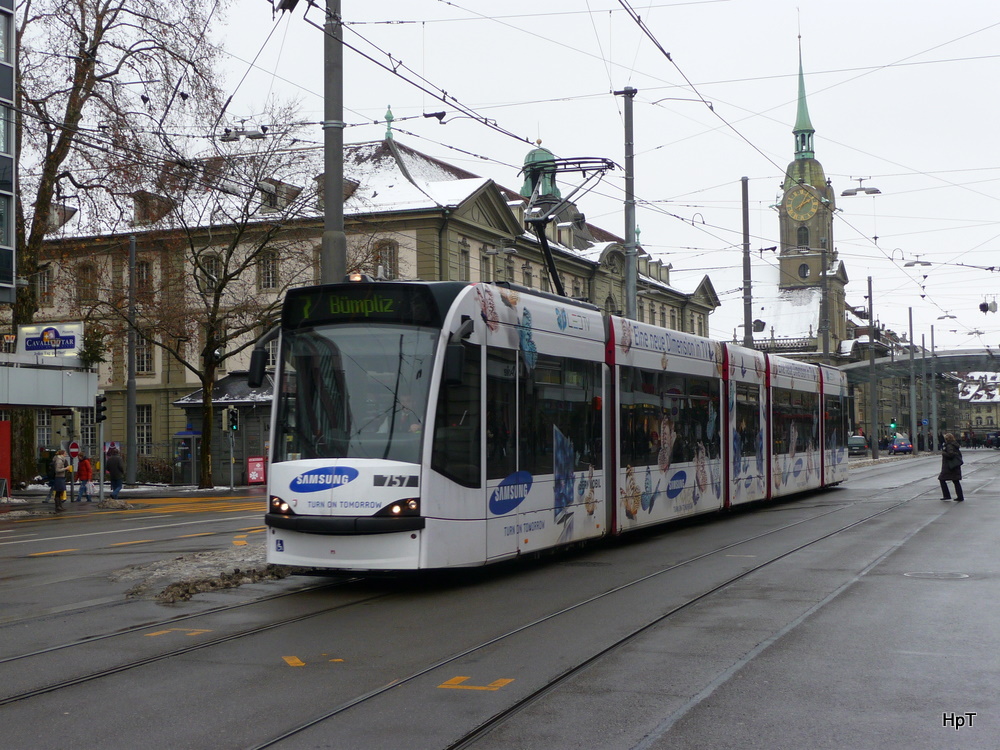 Bern mobil - Tram be 4/6 757 unterwegs auf der Linie 7 in Bern am 30.12.2010