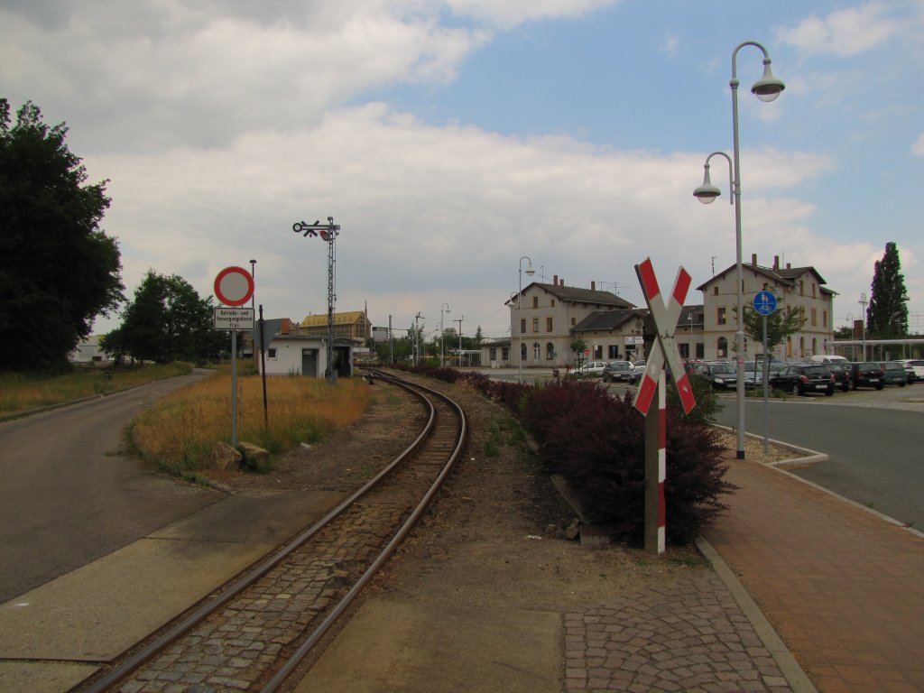 Blick auf den Oschatzer Hauptbahnhof, dem Ausgangspunkt der Dllnitzbahn; 09.06.2011