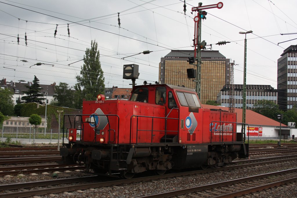 CC-Logistics 262 005 (214 005) am 1.6.12 als Lz in Dsseldorf-Rath.