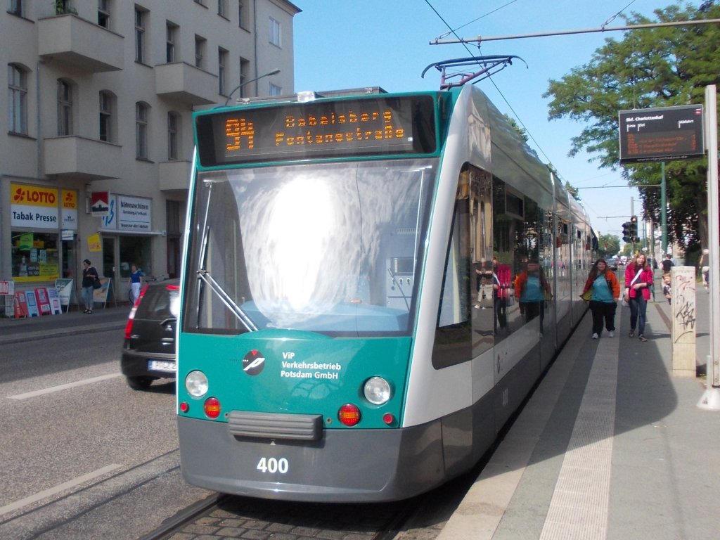 Combino ViP Wagen 400 als 94 Babelsberg am 17.06.13 am Bhf.Charlottenhof