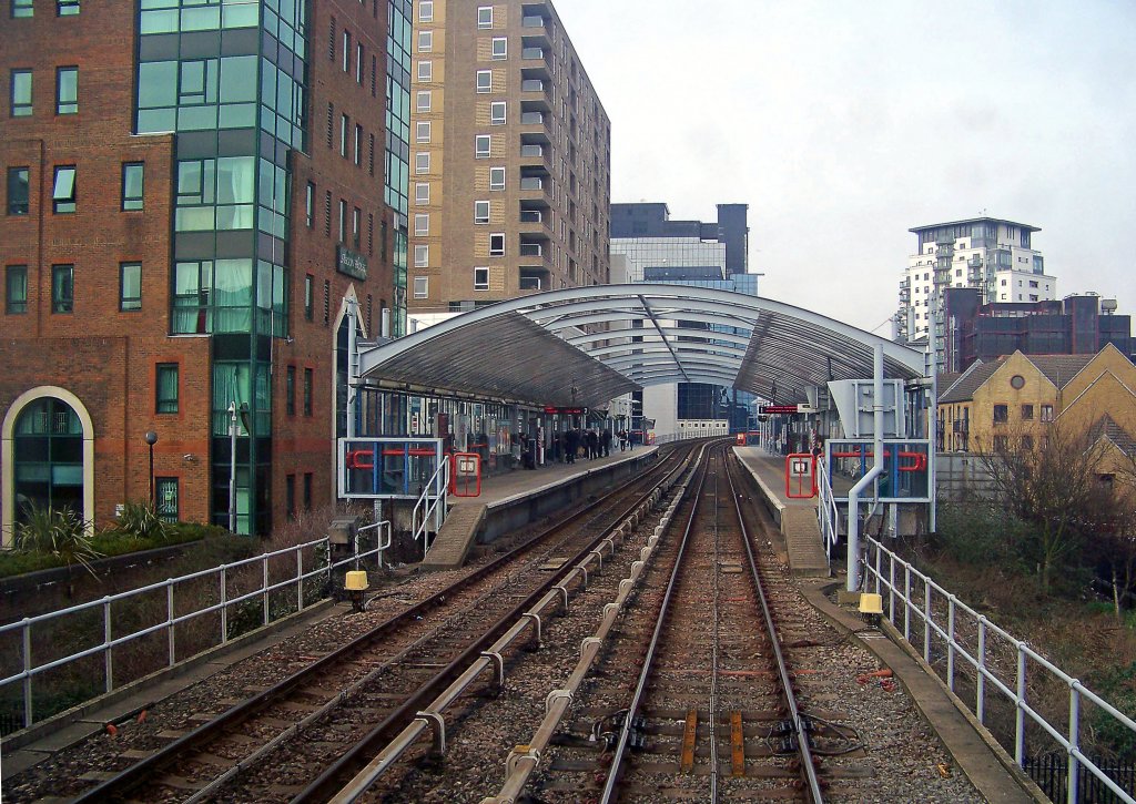 Crossharbour Station, 17.3.010. Nchste Station ist Mudchute.