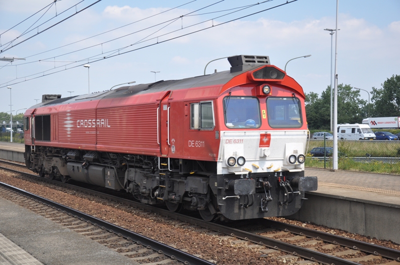 Crossrail DE 6311 in Bahnhof Antwerpen-Luchtbal am 11.08.2012