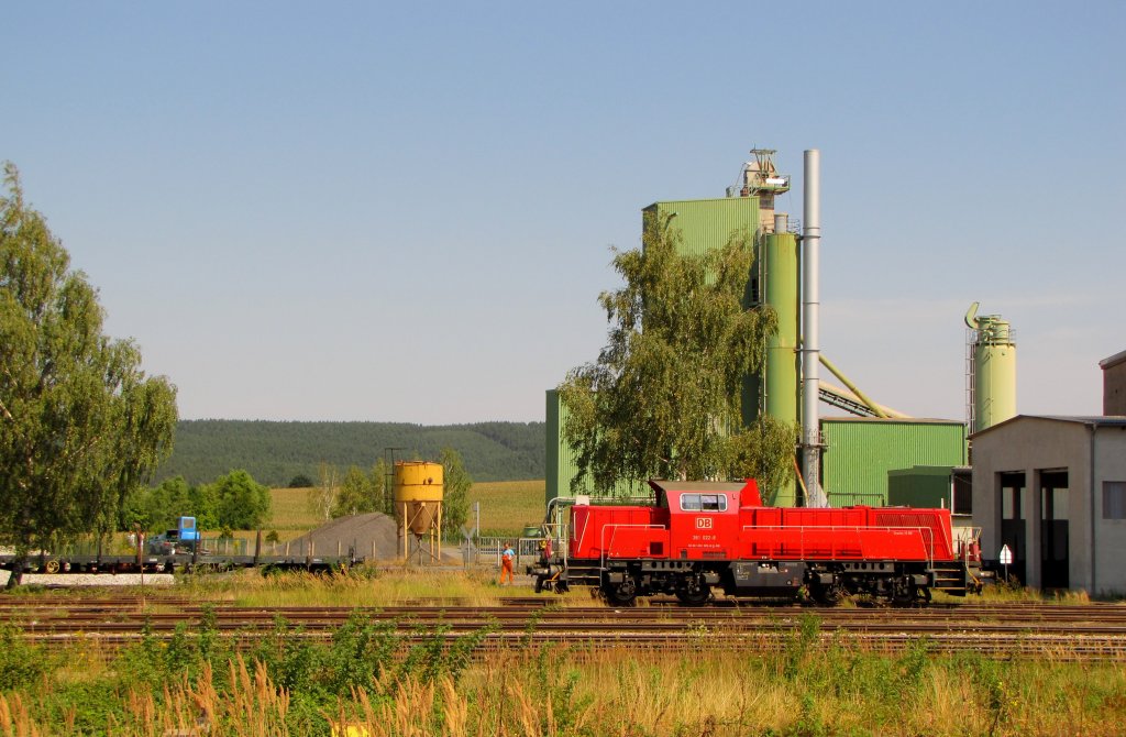 DB 261 022-8 beim rangieren am 15.08.2012 in Knitz (Thr).