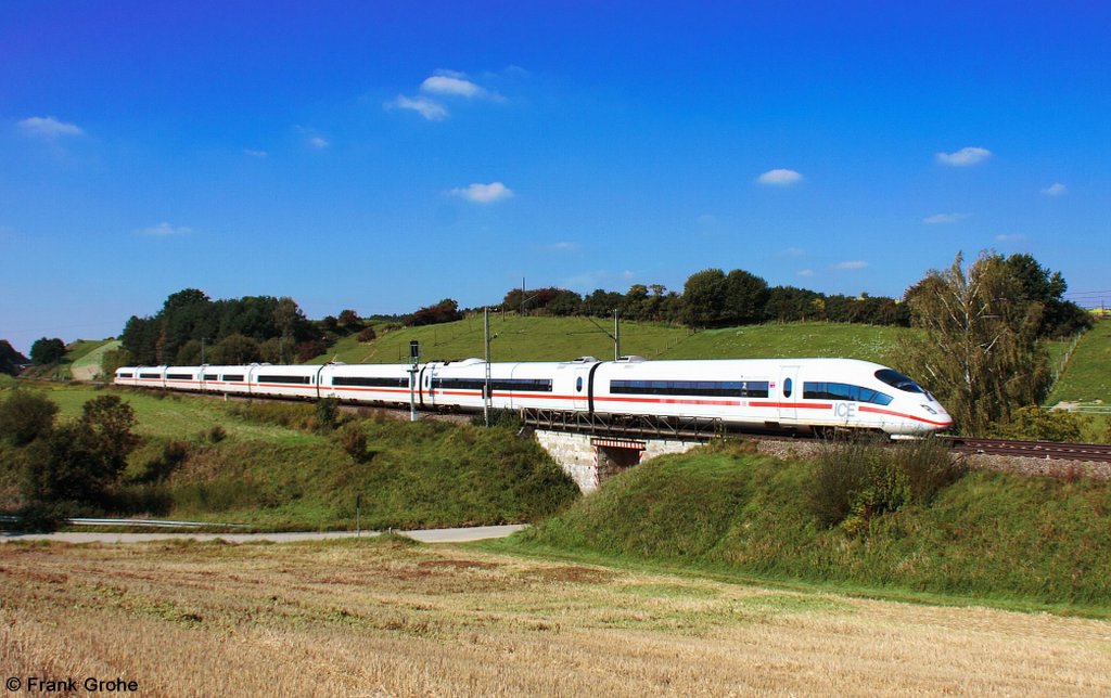 DB ICE 3 Tz 403 015-1   Singen Hohentwiel   als ICE 623 Kln - Mnchen, KBS 900.1 Nrnberg - Mnchen, fotografiert bei Fahlenbach am 14.09.2012 