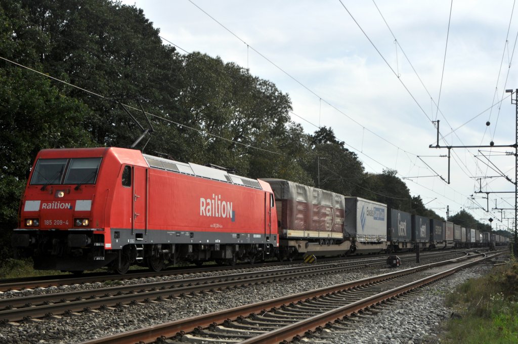 DB Schenker Rail 185 209 mit KLV-Zug in Richtung Bremen (Diepholz, 24.09.11).