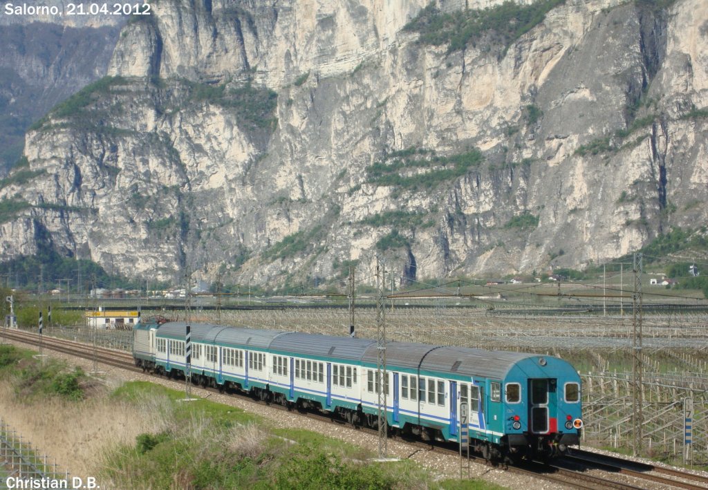 Der klassische Regionalzug von Trenitalia auf der Brennerbahn. 