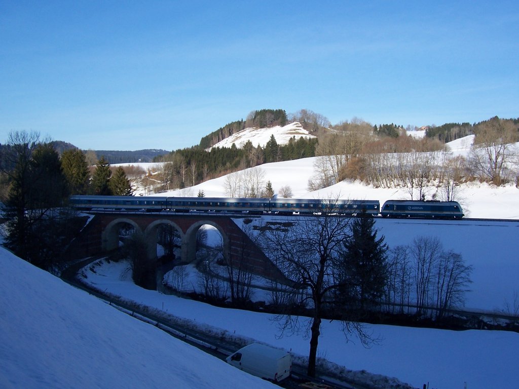 The viaduct at Harbatshofen ALX with 38 713 at Lindau