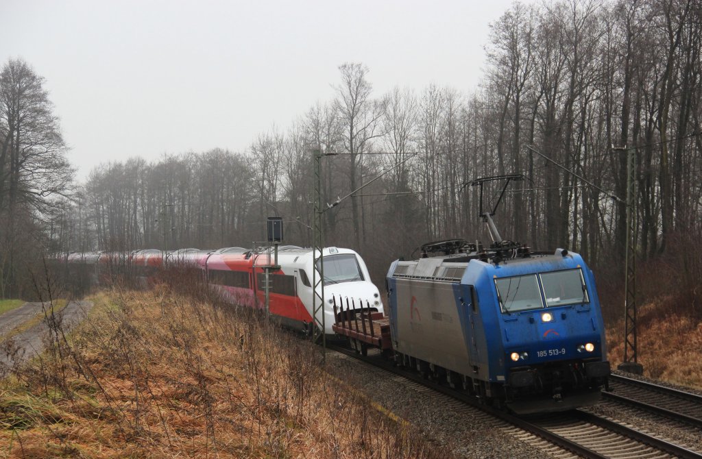 Die berraschung des Tages war definitv diese berfhrungsfahrt mit der 185 513.
Aufgenommen am 28.12.11 in Vogl.