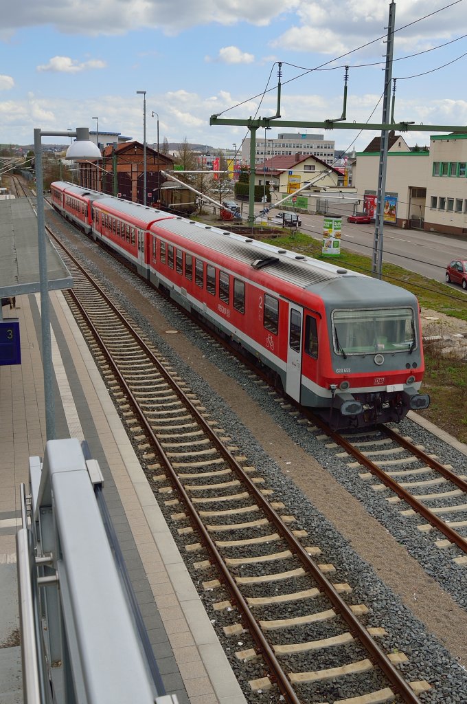 Doppelpack 628 655 und 611 in Sinsheim an der Jahnstrae abgestellt. 13.4.2013