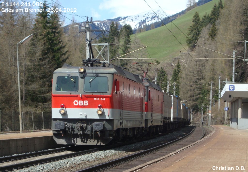 Doppeltraktion der stereichischen E-Lok E1144 fr den TEC 42175 Bremen Grolland - Verona Quadrante Europa. 