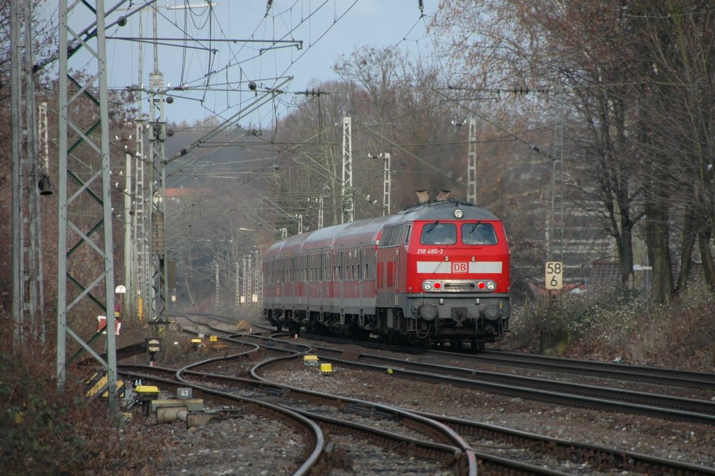 Eine der letzten 218er im Elsenztal: 218 480-2 bei Neckarsulm, 12.12.09

