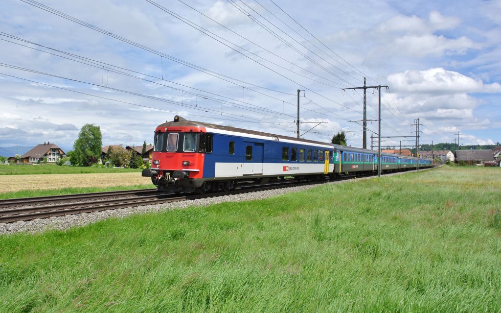 EW I/II Pendel mit dem BDt EWII 50 85 82-33 921-6 als Ersatz RE 3222 bei Lyssach, 20.05.2013.