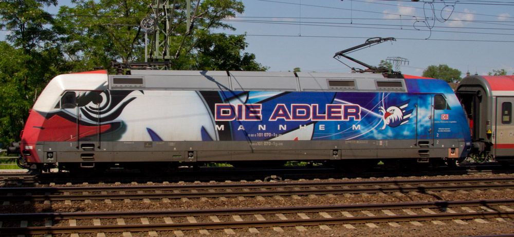 Fr 101 070 mit dem EC 173 sind es die letzten Meter bis zum Dresdner Hauptbahnhof. Aufgenommen bei der Durchfahrt in Dresden-Freiberger Strasse. 12.06.2013