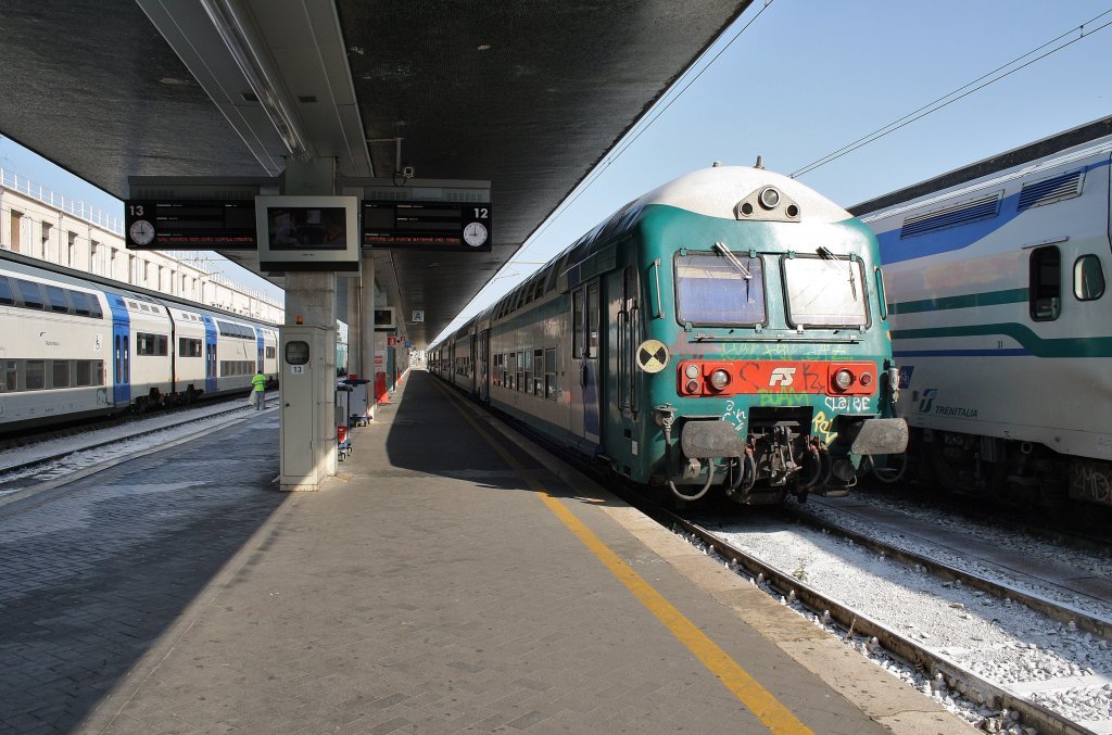 Hier R5614 von Vicenza nach Venezia Santa Lucia, dieser Zug stand am 14.7.2011 in Venezia Santa Lucia. 