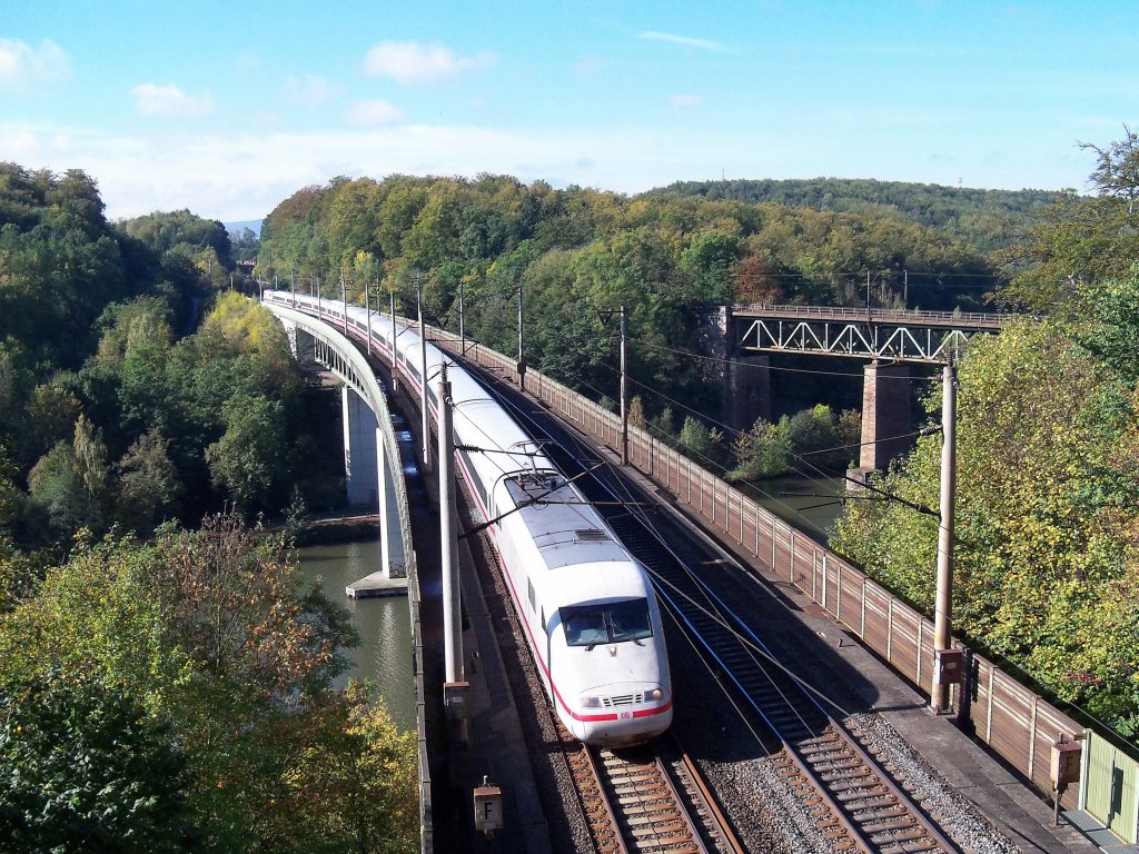 Bridge with ballasted rails